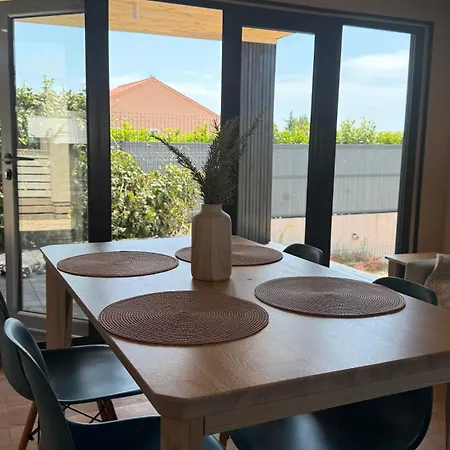 Delux House 8 Mali Nordsee Camp * Pakostane