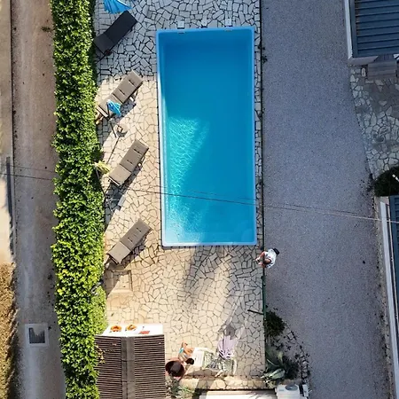 Holiday home Delux House 8 Mali Nordsee Camp
